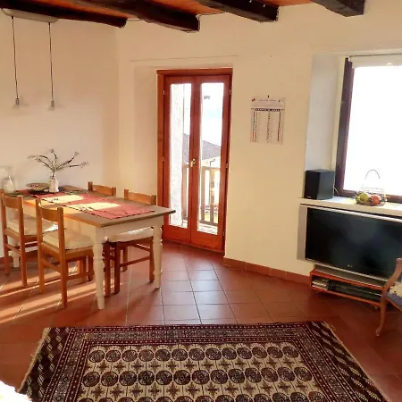 In The Former Dwelling For Nuns With A Dream View * Oggebbio