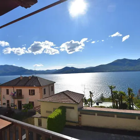 In The Former Dwelling For Nuns With A Dream View Appartement Oggebbio