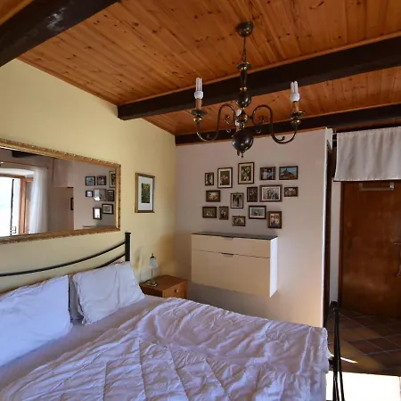 Appartement In The Former Dwelling For Nuns With A Dream View Oggebbio