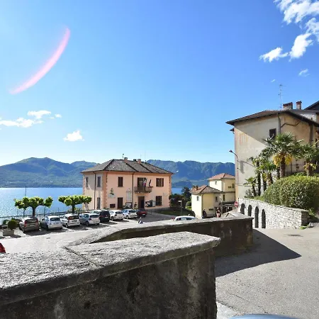Appartement In The Former Dwelling For Nuns With A Dream View Oggebbio