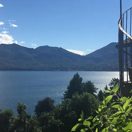 Appartement In The Former Dwelling For Nuns With A Dream View Oggebbio